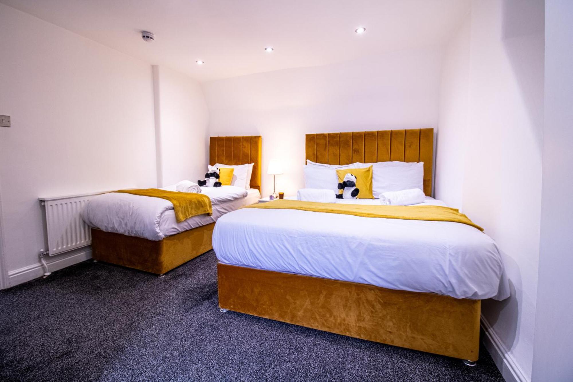 Luxurious 1-Bedroom Penthouse On Oxford Street 11G ลอนดอน ภายนอก รูปภาพ
