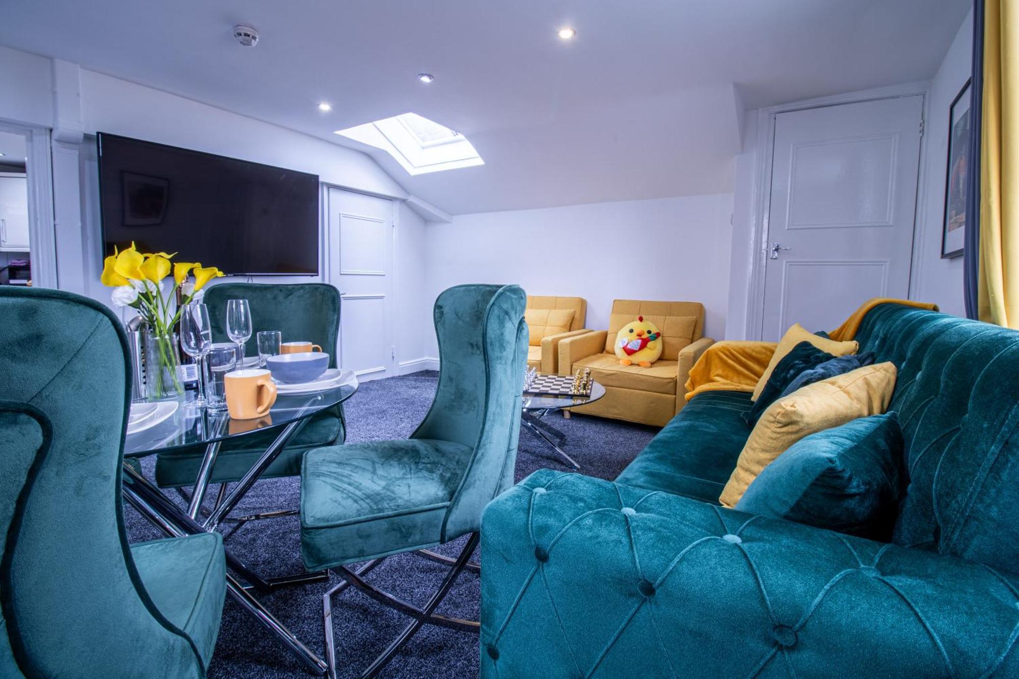 Luxurious 1-Bedroom Penthouse On Oxford Street 11G ลอนดอน ภายนอก รูปภาพ