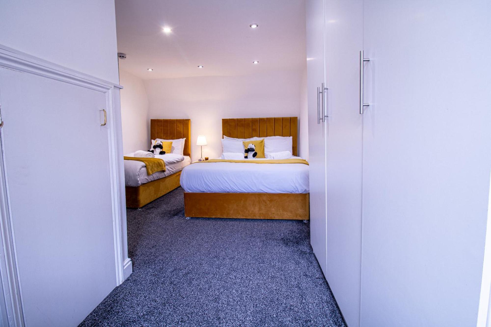 Luxurious 1-Bedroom Penthouse On Oxford Street 11G ลอนดอน ภายนอก รูปภาพ