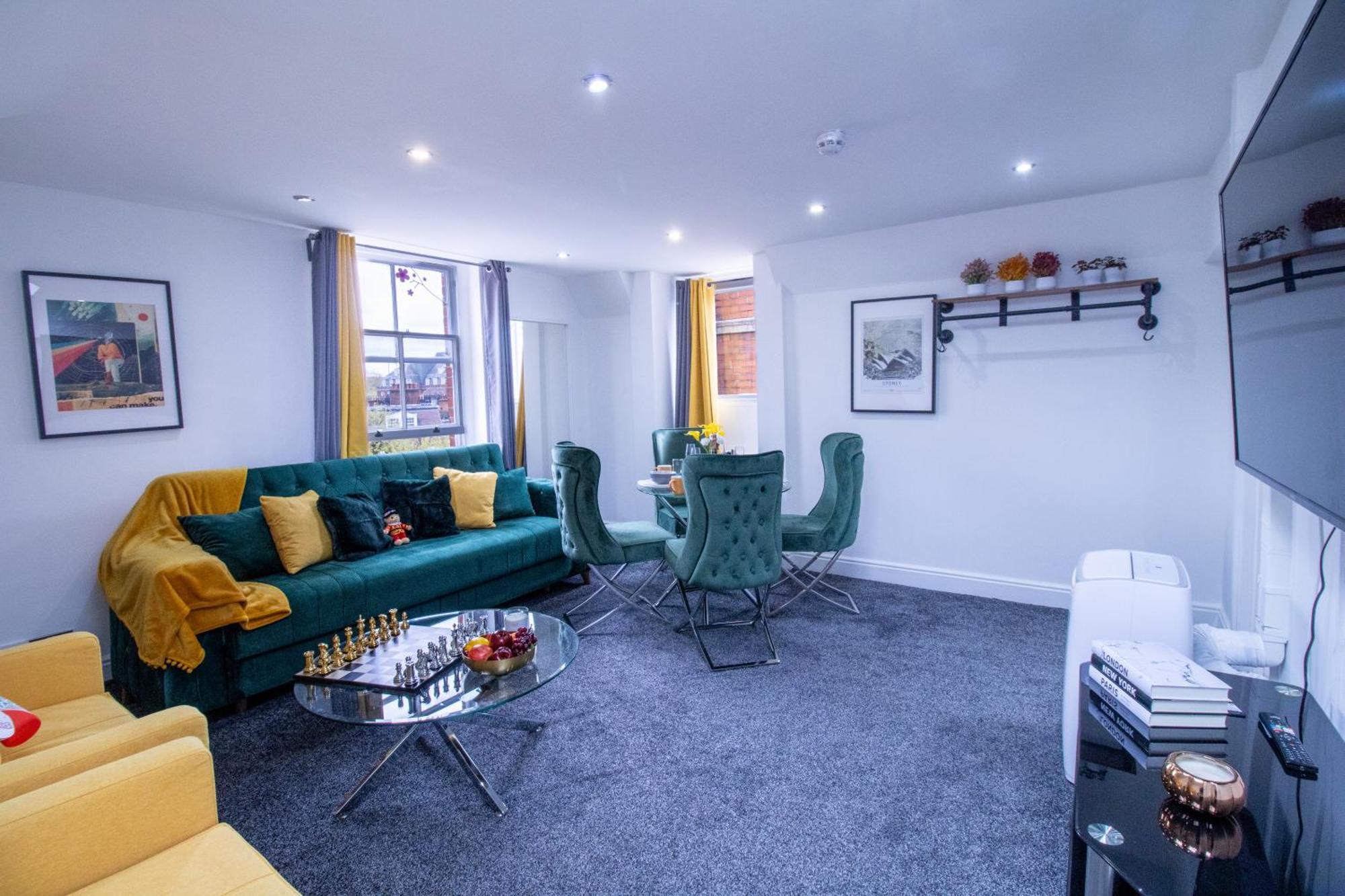 Luxurious 1-Bedroom Penthouse On Oxford Street 11G ลอนดอน ภายนอก รูปภาพ