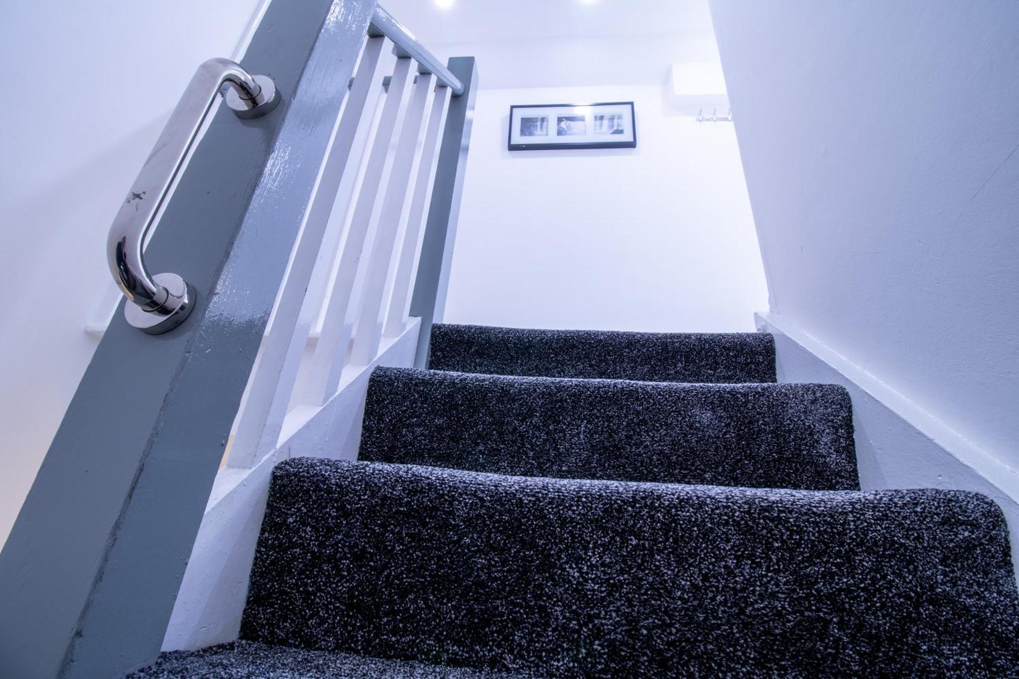 Luxurious 1-Bedroom Penthouse On Oxford Street 11G ลอนดอน ภายนอก รูปภาพ