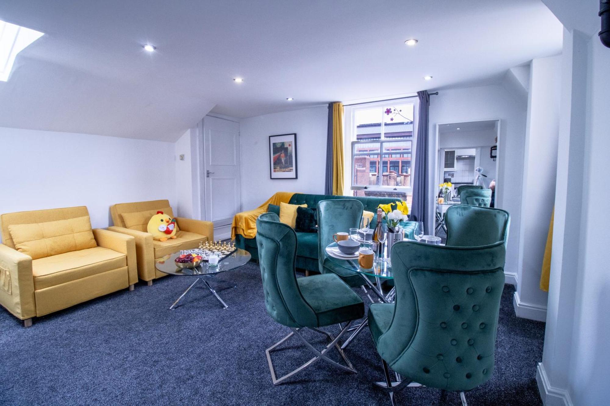 Luxurious 1-Bedroom Penthouse On Oxford Street 11G ลอนดอน ภายนอก รูปภาพ